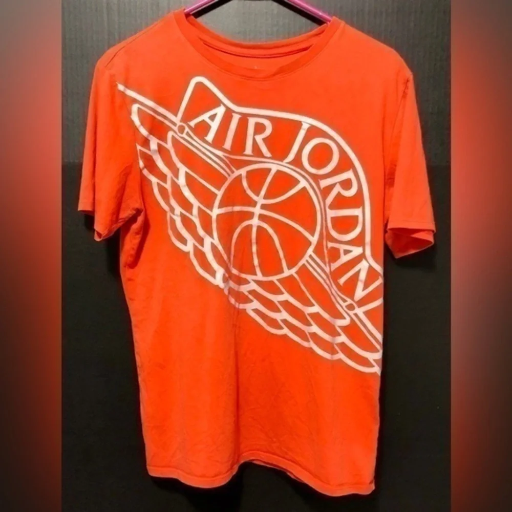 🪽Nike Air Jordan Orange & Gray Wingspan T-shirt